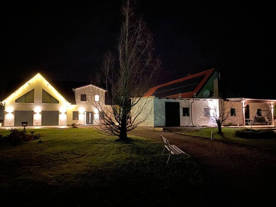 Schicke Wohnung Im Gruenen Dreiheide Exterior photo
